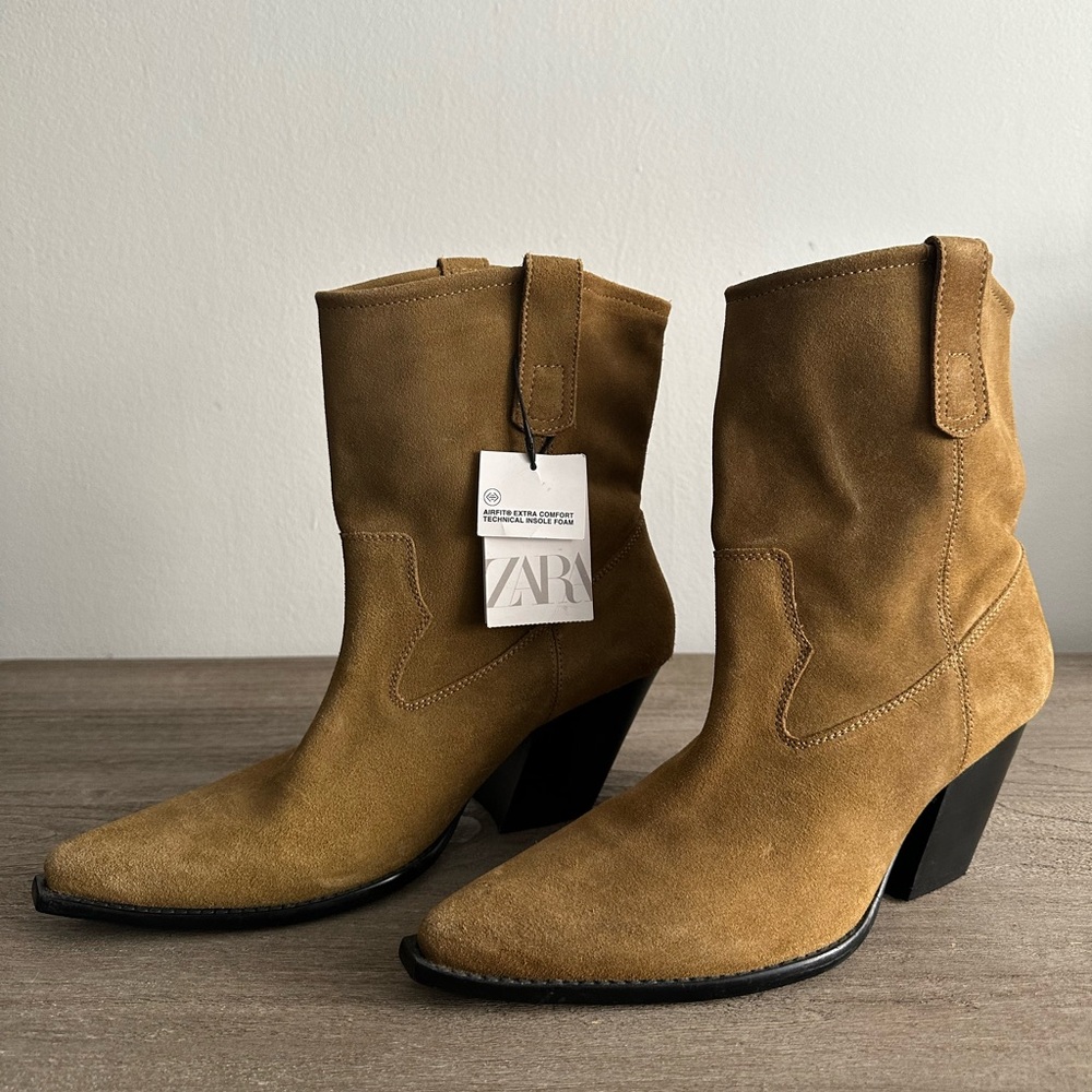 ZARA Cowboy Suede Ankle Boots Size 41 / 10
